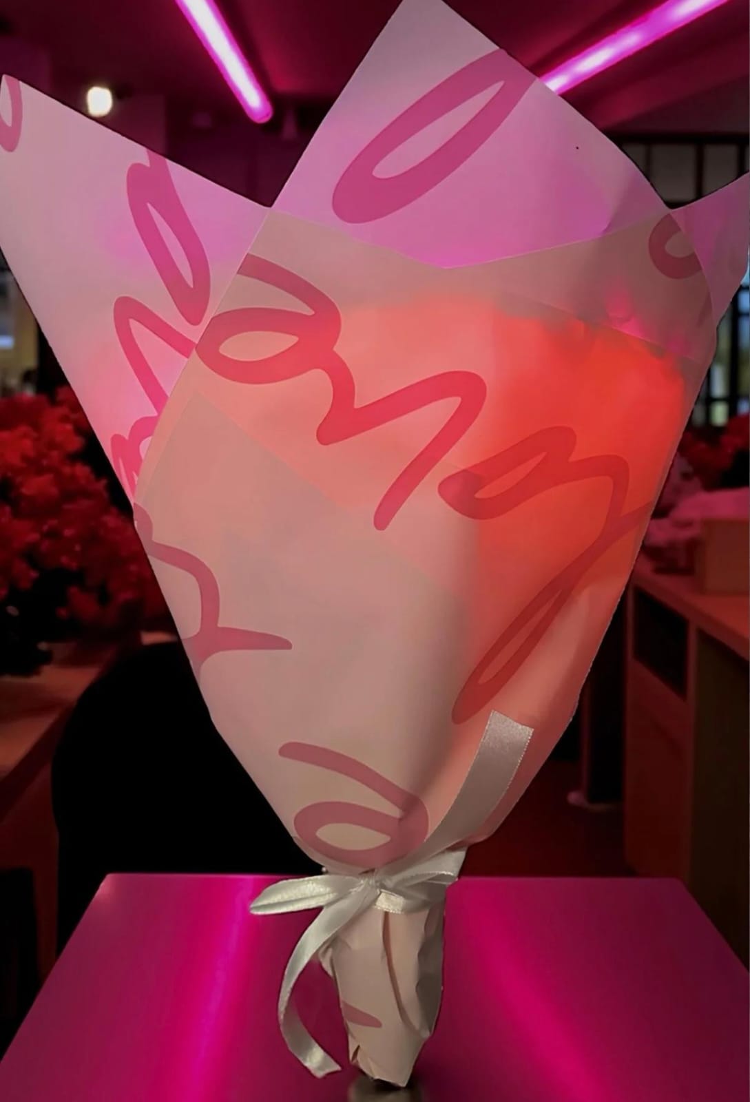 Led Işıklı Pembe Kelebek Buketi (ÇİÇEK)
